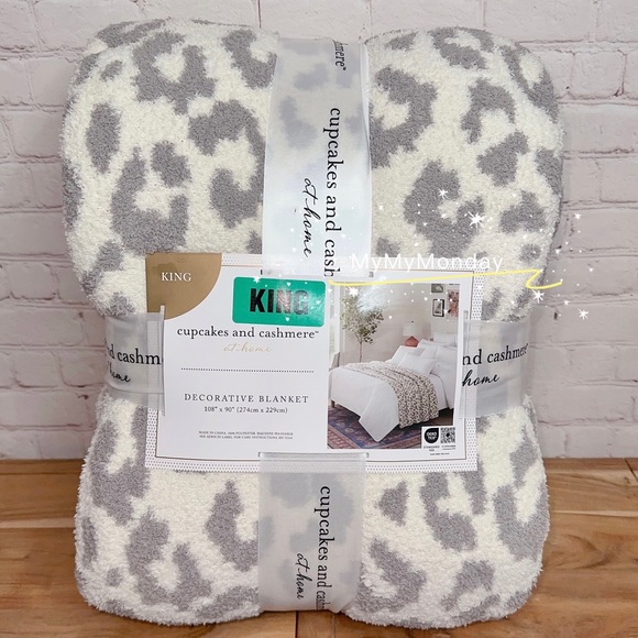 cupcakes & cashmere Bedding Cupcakes And Cashmere Blanket King Size